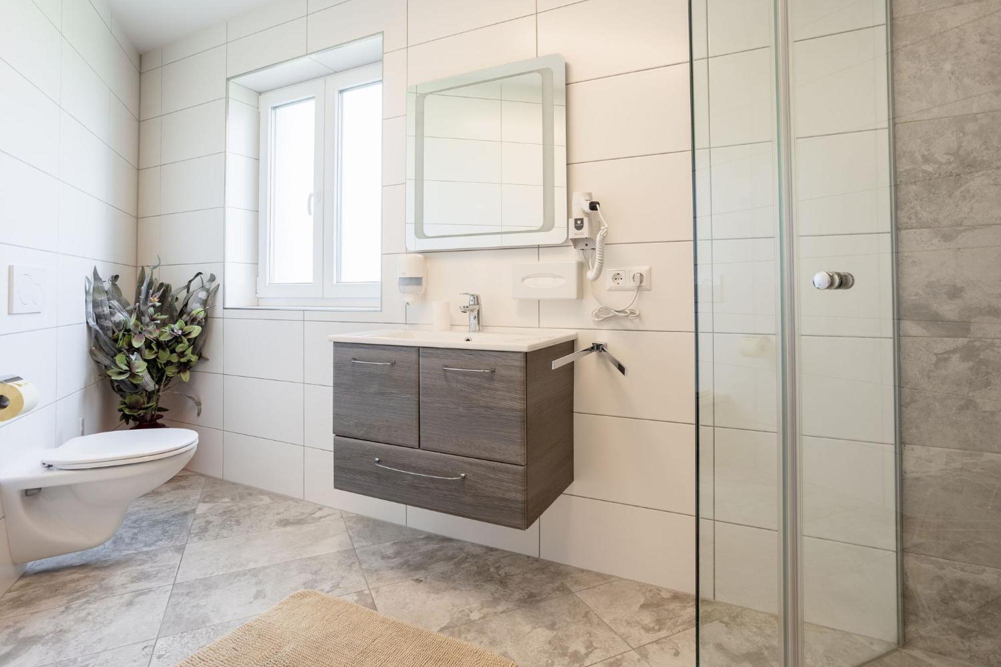 Casa Plus Villach Kültér fotó